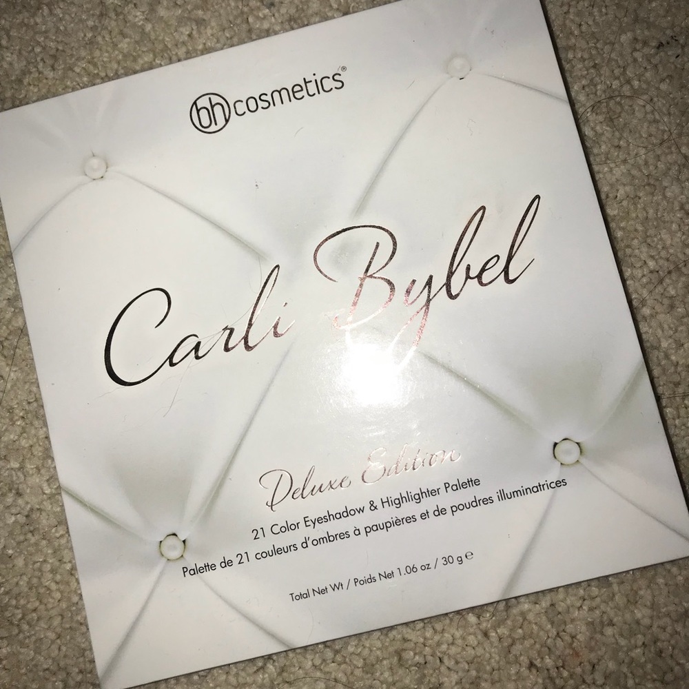 Bh cosmetics x Carli Babel Deluxe Palette